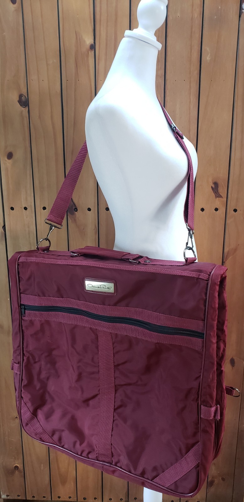 VTG Oscar de la Renta Garment Bag Burgundy Nylon Travel Suit Carry On 90s Luxe