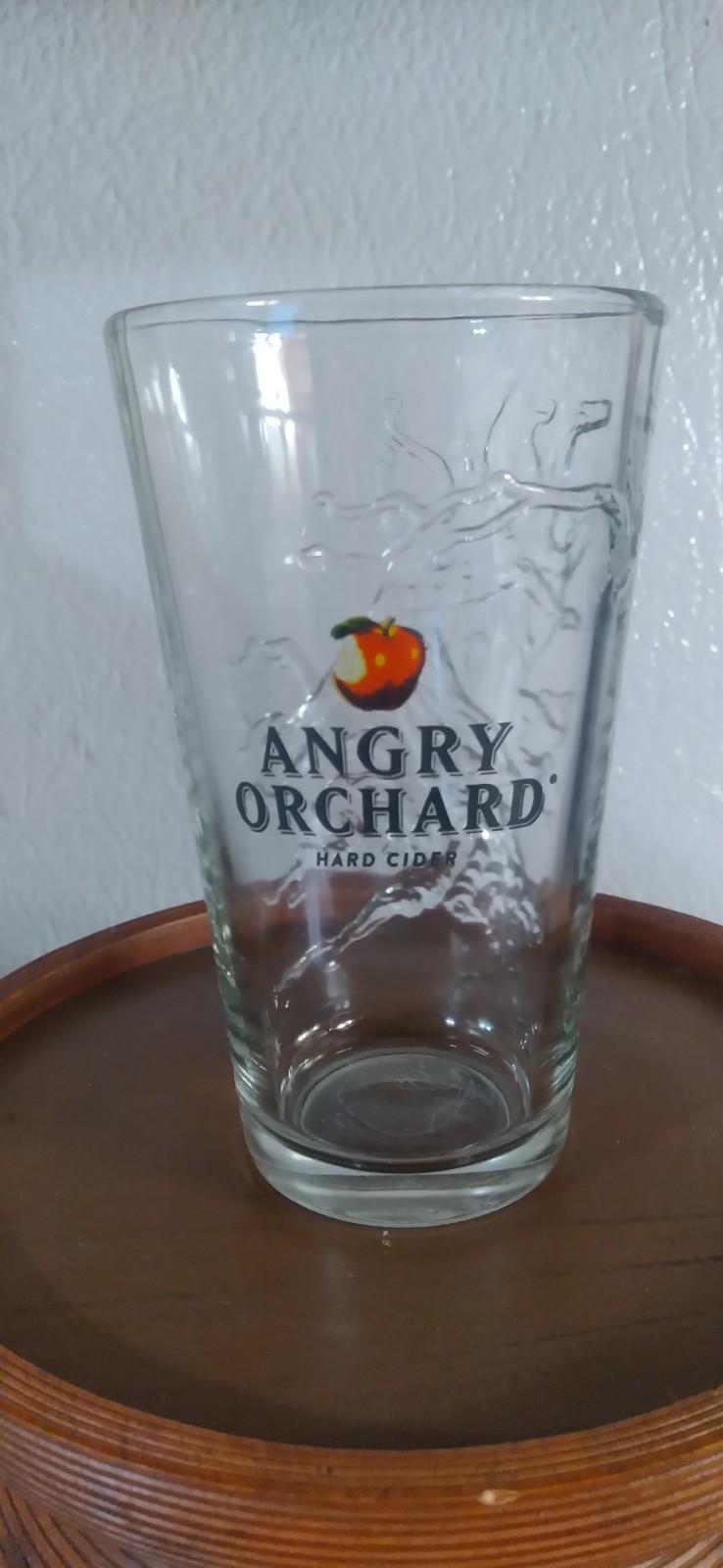 Angry Orchard Hard Cider 16oz. Pint Glass 3D Raised Tree-Nucleated Apple Bottom