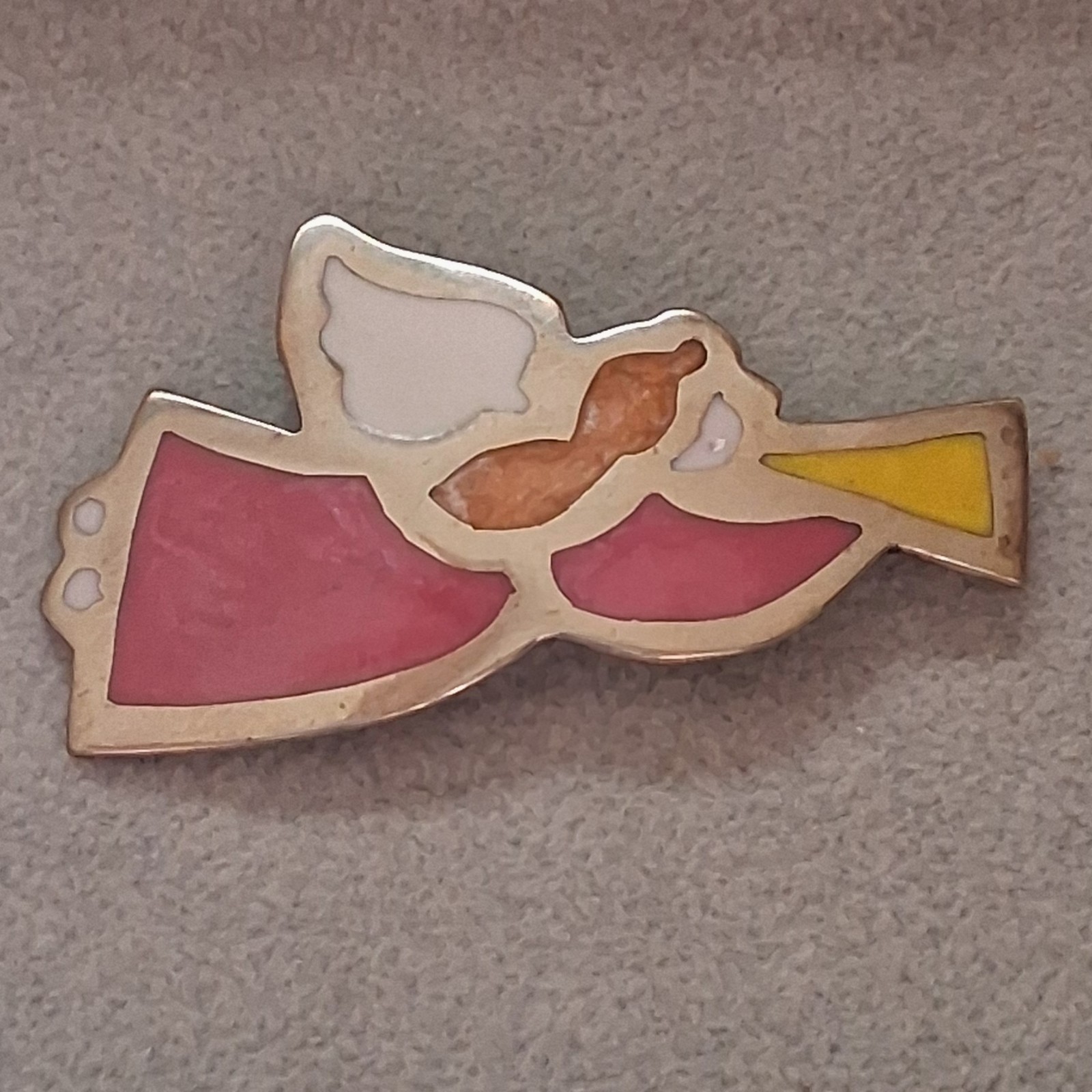 Vintage Cloisonné Enamel Angel Pin Brooch Trumpet Pink White Gold Tone Holiday