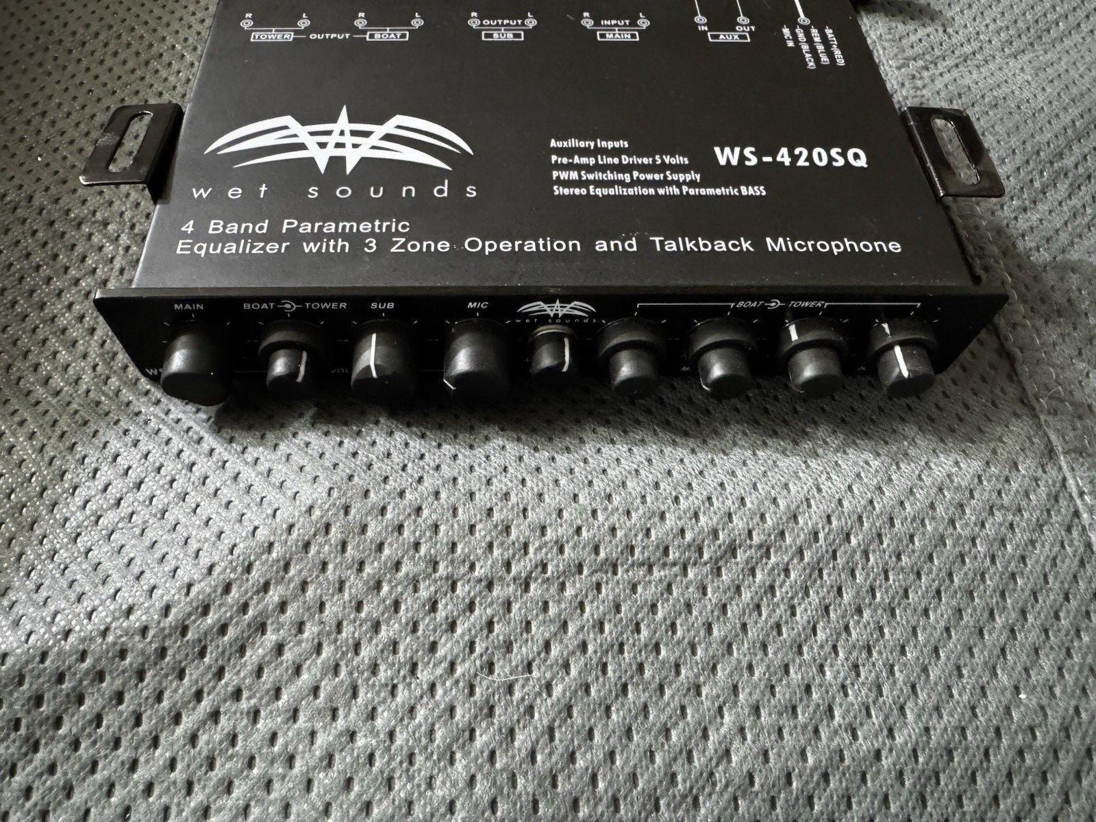 Wet Sounds 4 Band EQ w/ 3 zone control,  AUX input Used Ws-420sq