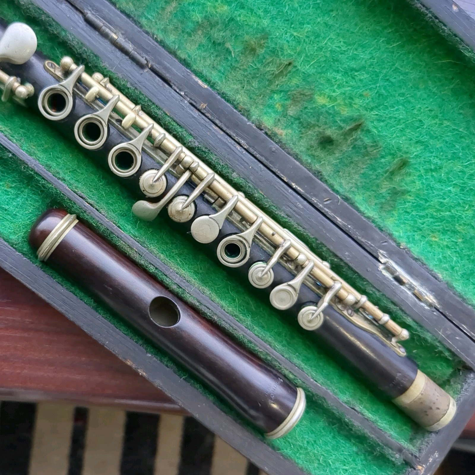 AH Langlois London D Flat Wooden Piccolo