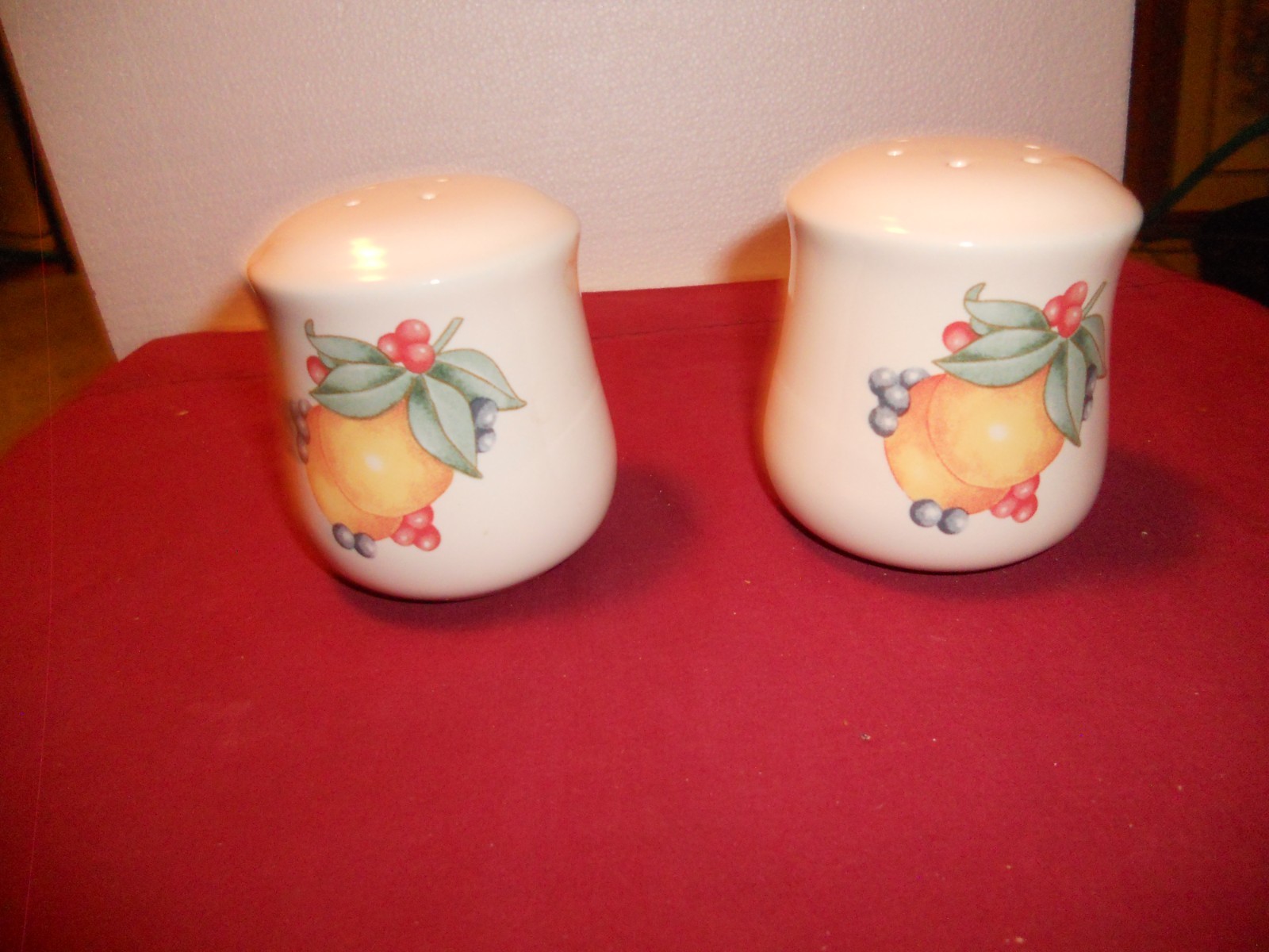 Corelle Coordinates ABUNDANCE Salt & Pepper Shakers Set Beige Fruit Motif