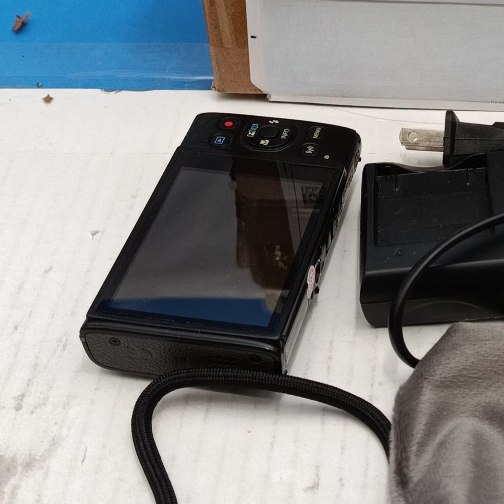 Canon PowerShot IXUS 285 Digital Camera 20.2MP 12X Optical Zoom Black