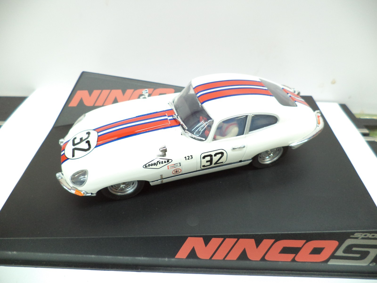 Ninco 1/32 Classic Slot car, Jaguar E-Type Coupe, Sebring