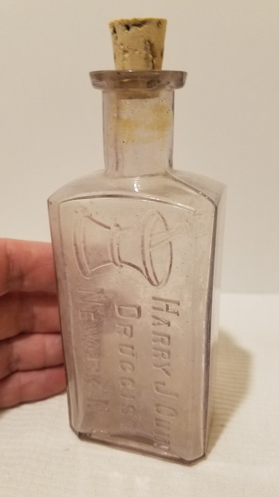 Antique CORKED Apothecary Medicine Bottle HARRY QUIN DRUGGIST NEWARK, NJ W.T.O.