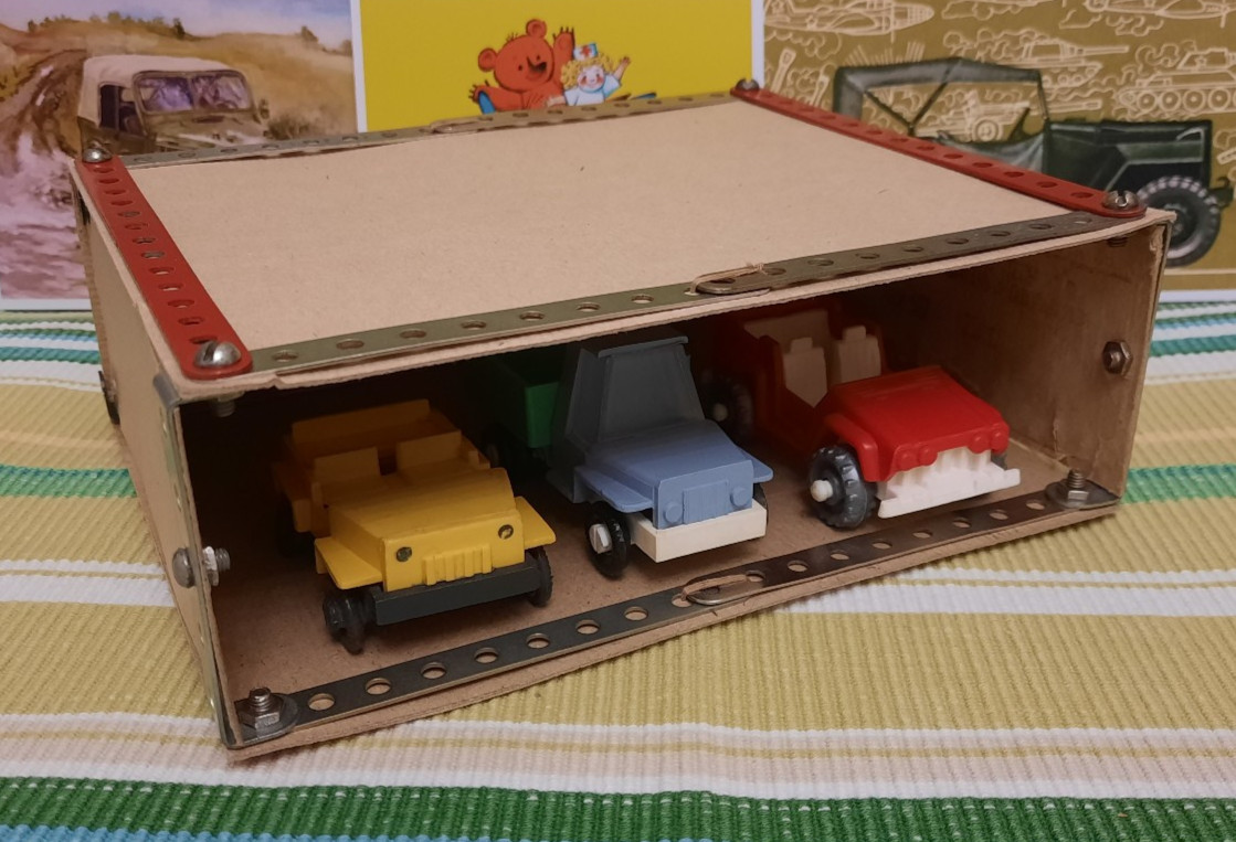 RARE Vintage Truck & 2 Jeeps 4WD In Garage Car Auto Soviet Russian Mini Toy USSR