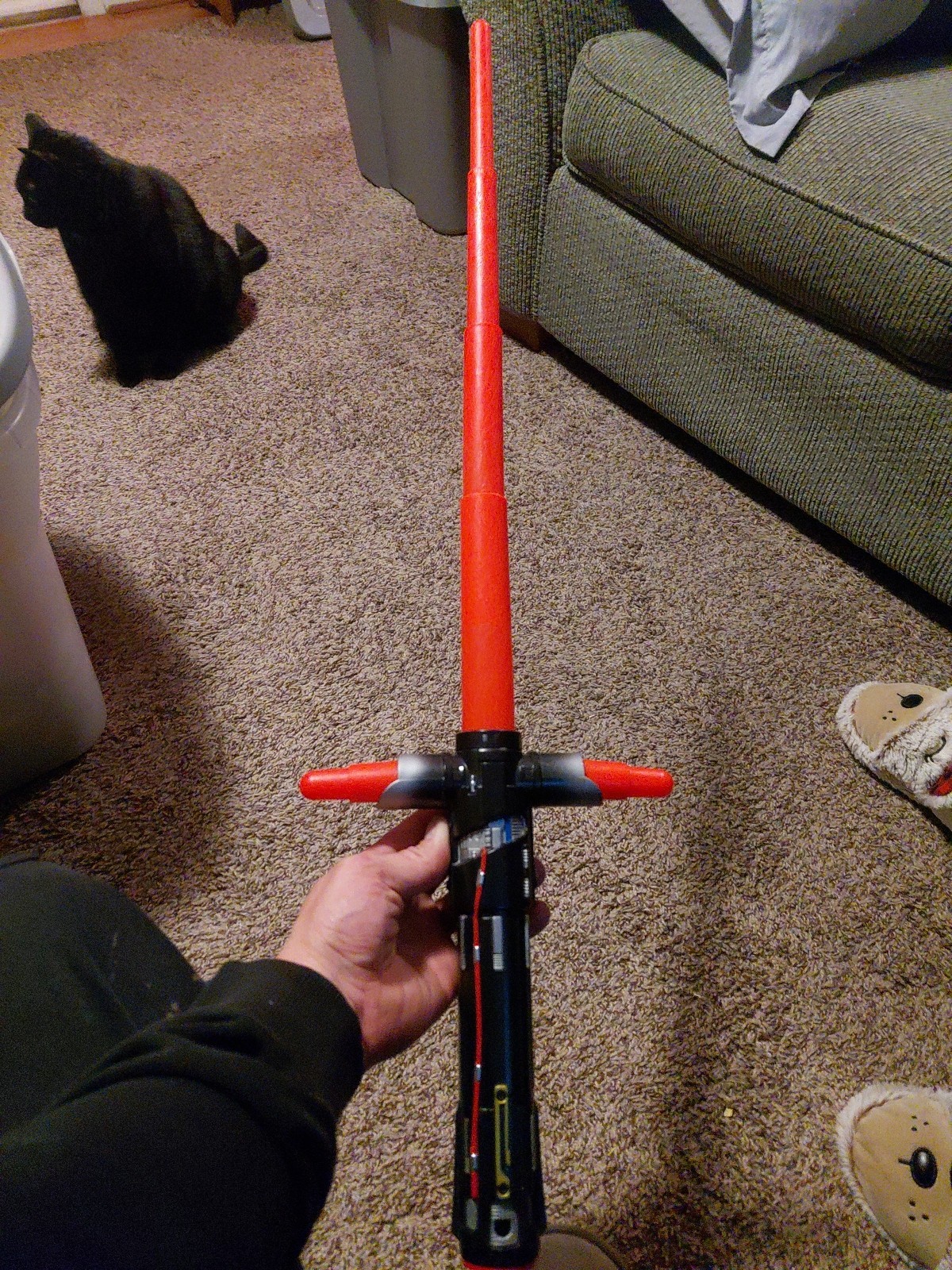 Hasbro Star Wars Kylo Ren Red Pop Out Lightsaber 2015 Lucasfilm