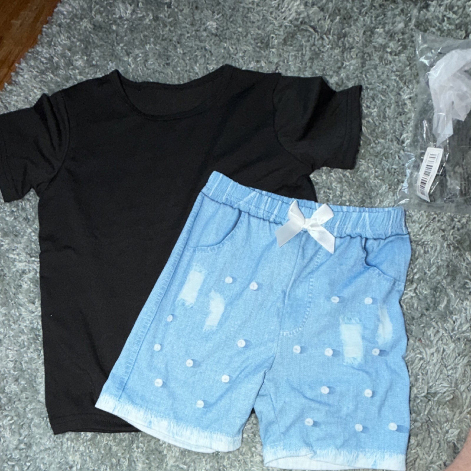 Girls Black T-Shirt & Light Blue Shorts Set Bow Accents Size 130 100% Polyester