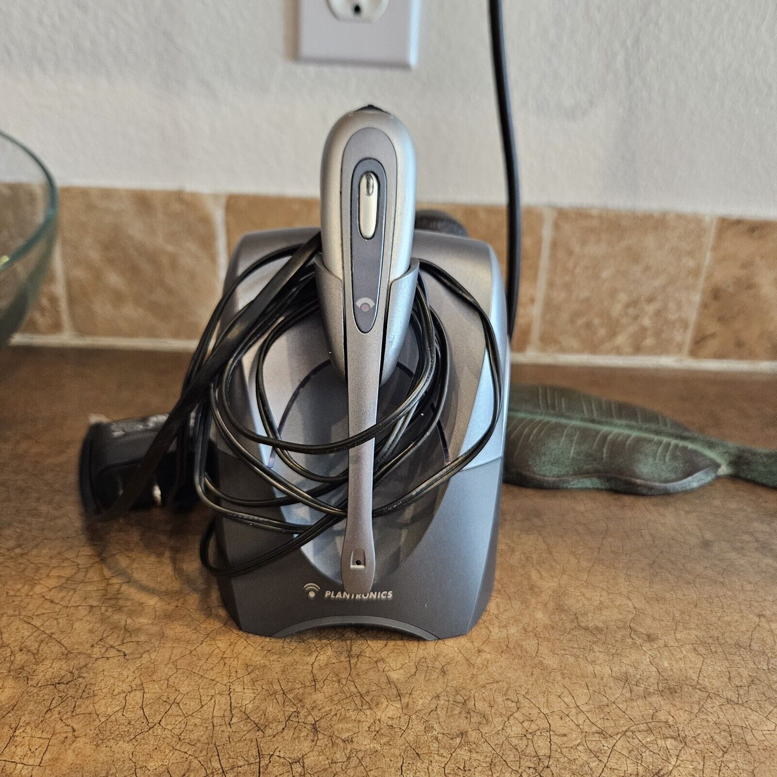 Plantronics CS55 Wireless Headset with charger