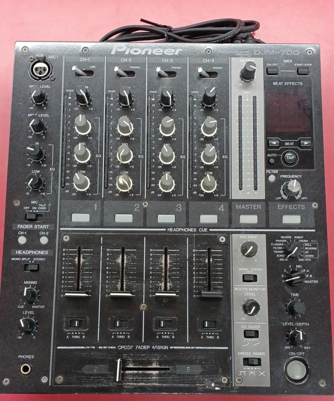 Pioneer DJ DJM-700 4-Channel Digital Mixer Black with Power Cable Tested Use