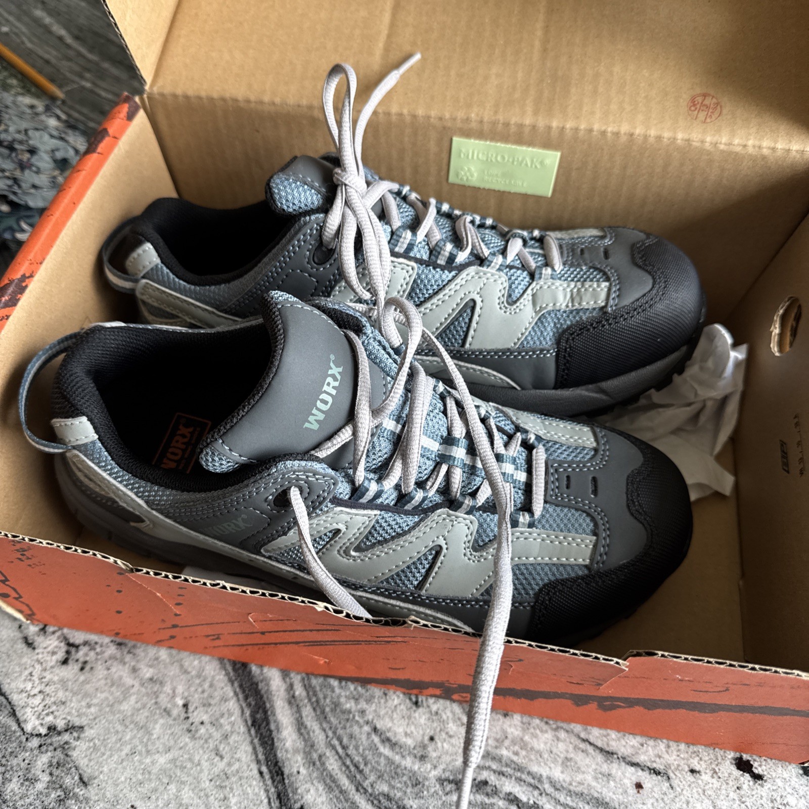 WORX Red Wing Women's Shoes Size 8.5 M Steel Toe Slip Resistant Work