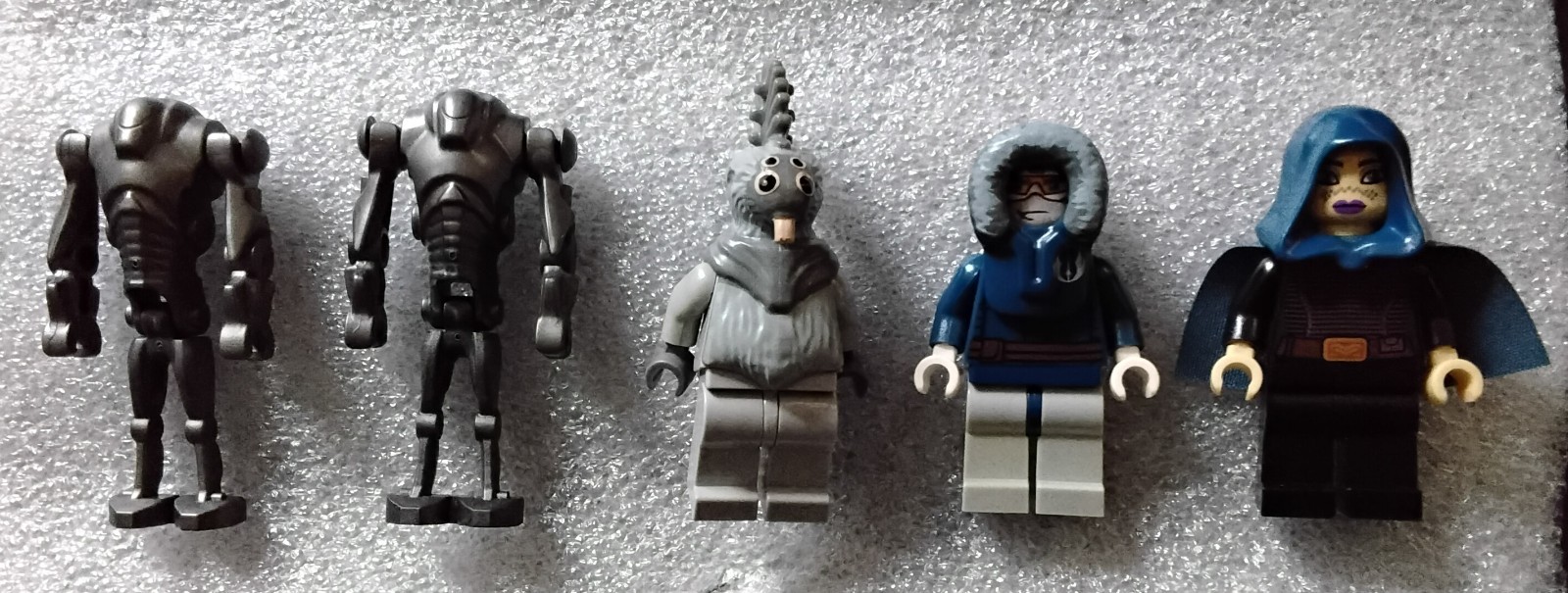 LEGO Minifigure Lot of 5 Assorted Characters Plastic Figures
