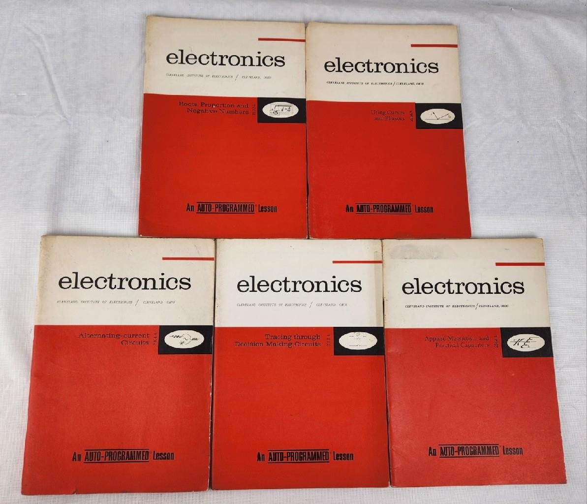 Lot of 5 Cleveland Institute of Electronics Auto-Programmed Lesson Booklets
