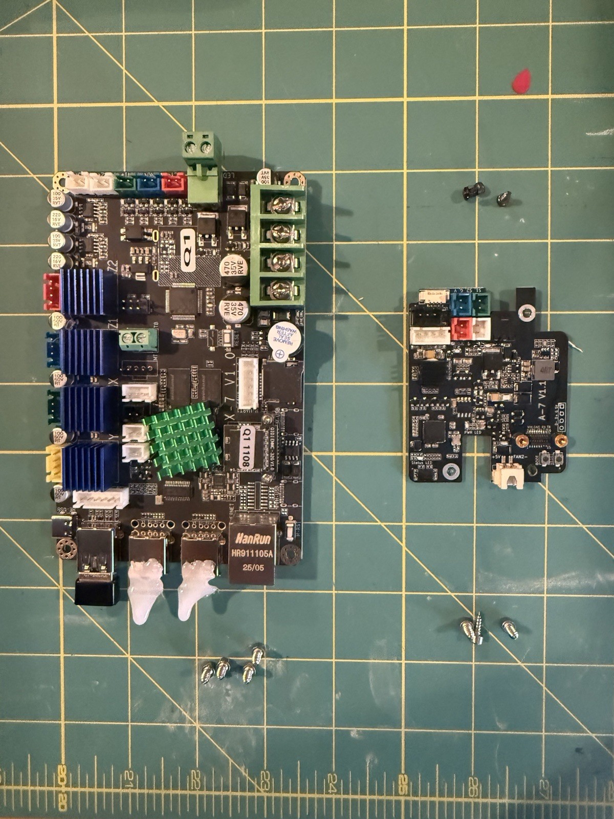 Qidi Q1 Pro 3 d printer  Motherboard and print head board 