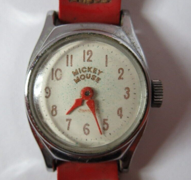 ANTIQUE RARE LADIES US TIME MICKEY MOUSE WRISTWATCH MANUAL WIND RUNS..
