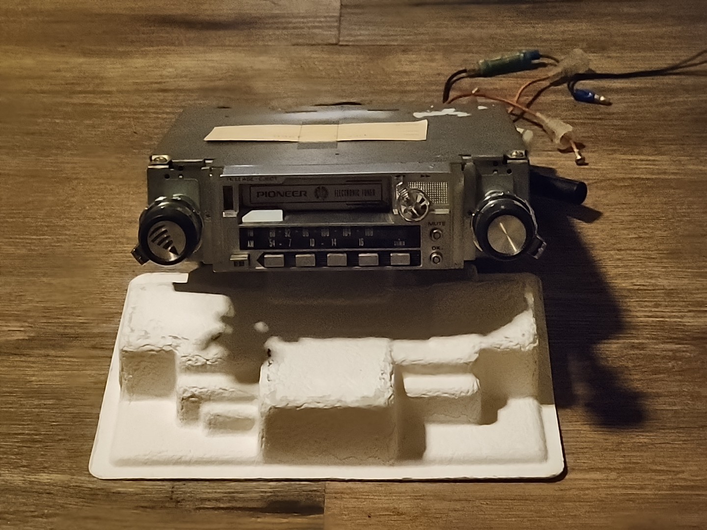 Vintage Pioneer KE-2000 AM/FM Cassette Stereo Ford Jaguar Ferrari UNTESTED 