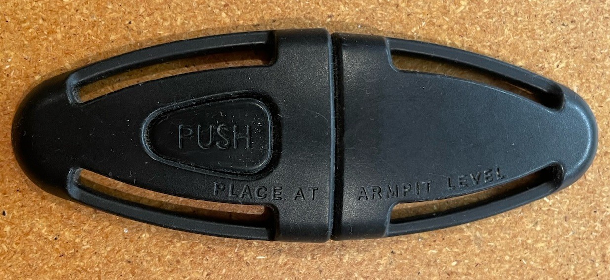 Doona Baby Harness Car Seat Chest Clip - Used