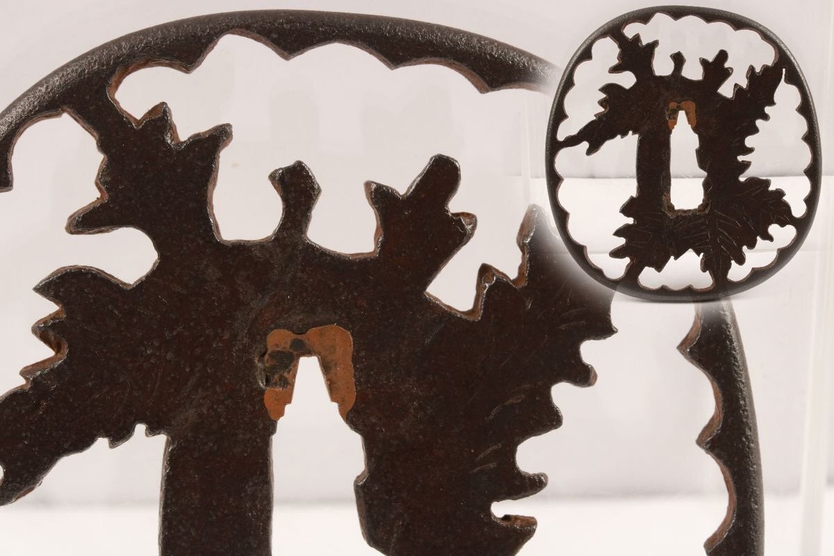 Edo period Japan antique Paulownia Tsuba No Box Sword Fitting