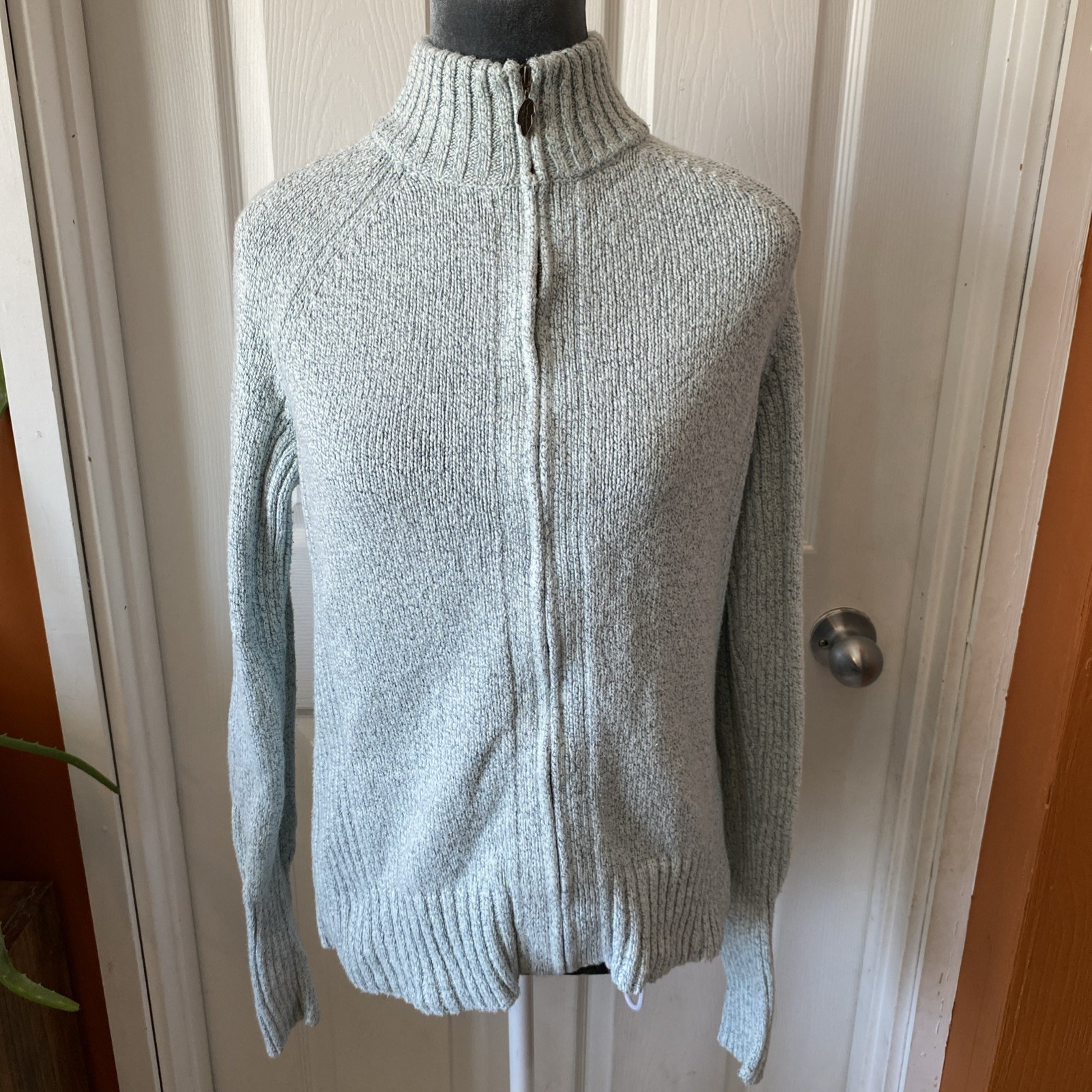 Eddie Bauer Sweater Women’s Size Medium Zip Up High Neck Light Blue Knit