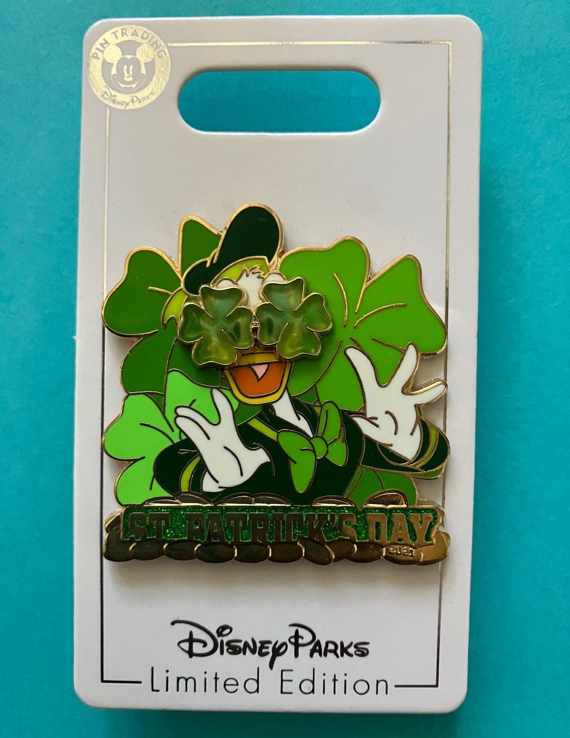 Disney Parks Holidays Irish Emerald Green St Patrick’s Day Donald Pin LE New