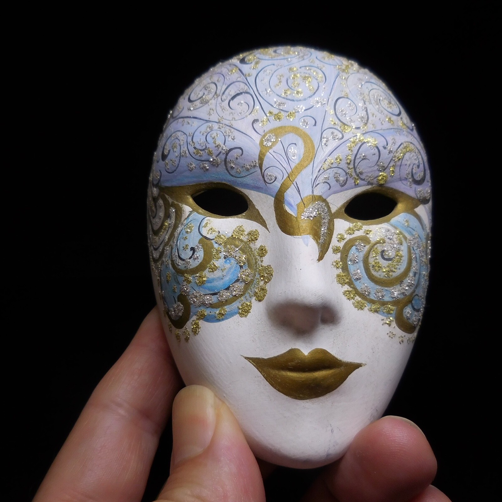 Venetian Mask Italy Hand-Painted Ceramic Decoration Gold Glitter N8086