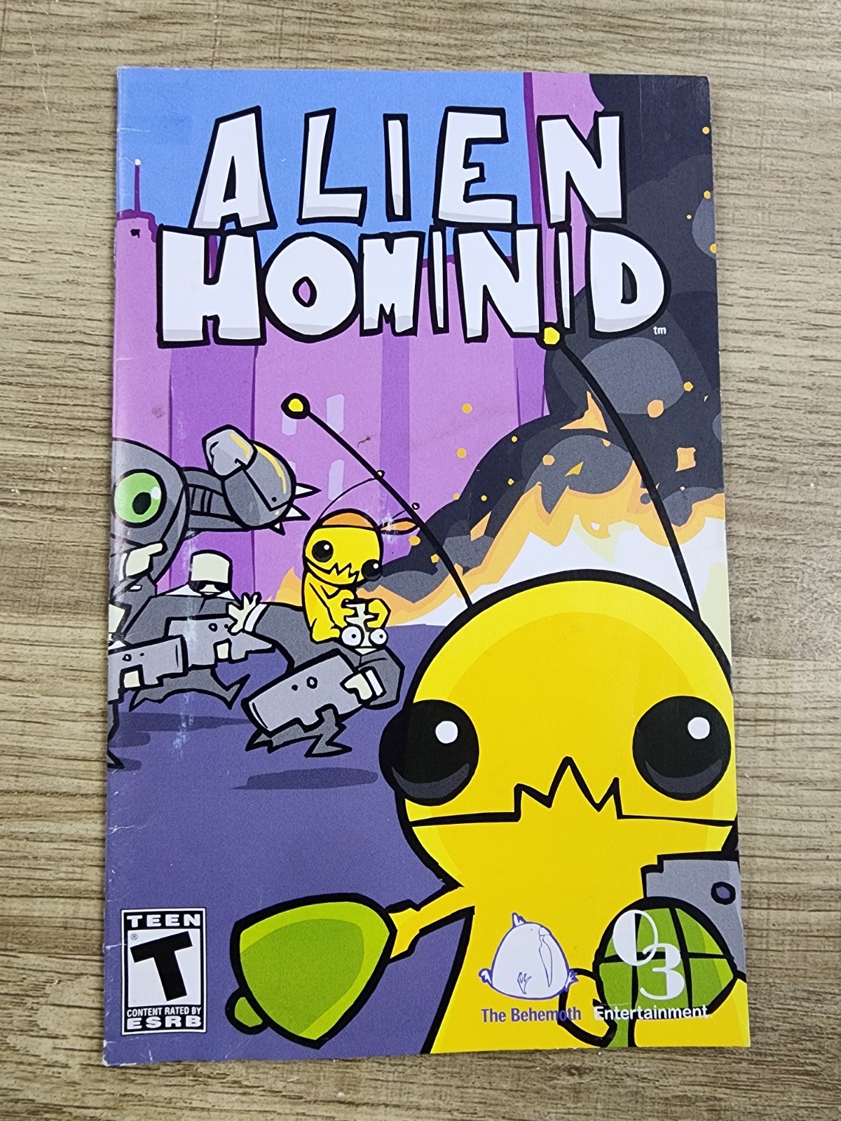 USED AUTHENTIC MANUAL ONLY - NO GAME NO BOX -) ALIEN HOMINID (- PS2