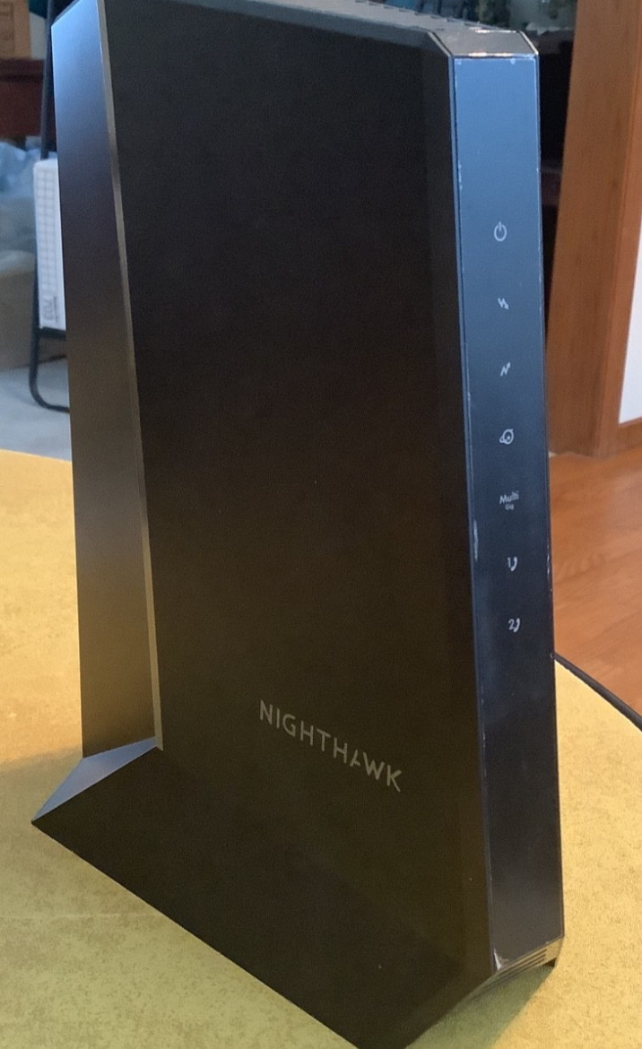 NETGEAR Nighthawk CM2050V Multi-Gig 2.5Gbps Cable Modem DOCSIS 3.1 with Voice