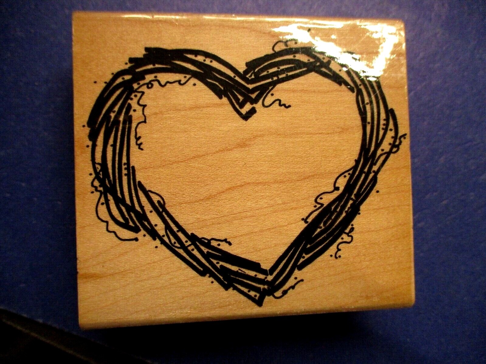 ANNETTE WATKINS TWIG HEART RUBBER STAMP WOOD MOUNTED G881