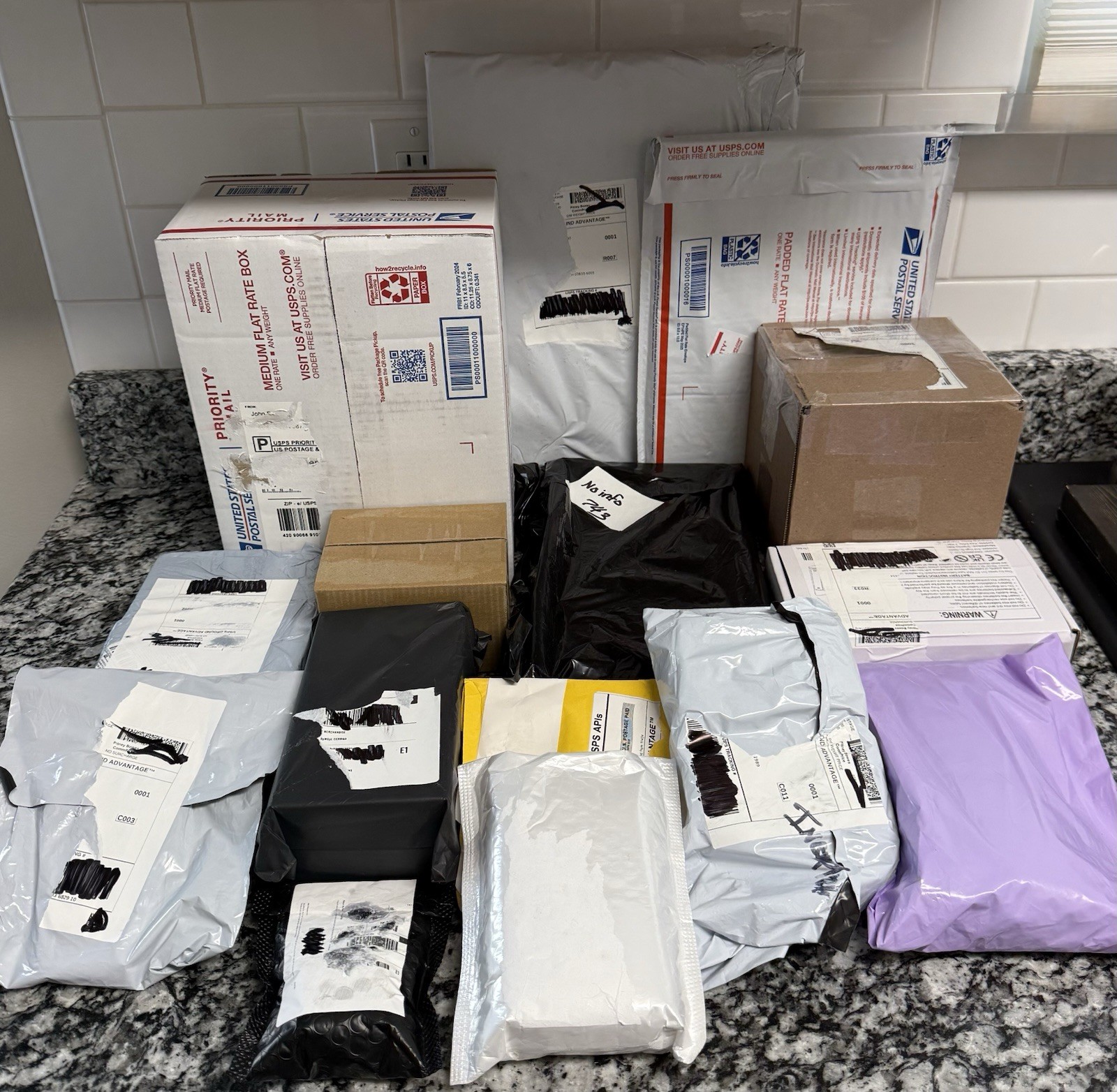 Unclaimed / Undeliverable Mail (15 Packages) Please Read Details