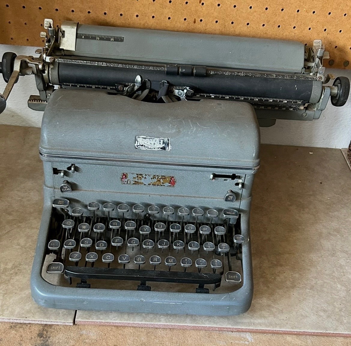 Royal Vintage Antique Typewriter