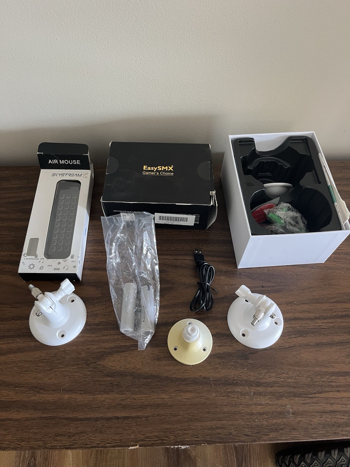 Misc Electronics Lot – Remote, Cable, Controller, Batteries & Hardware – As‑Is