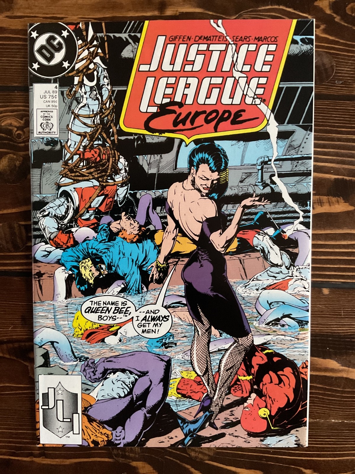 Justice League Europe   # 4 NM 9.4