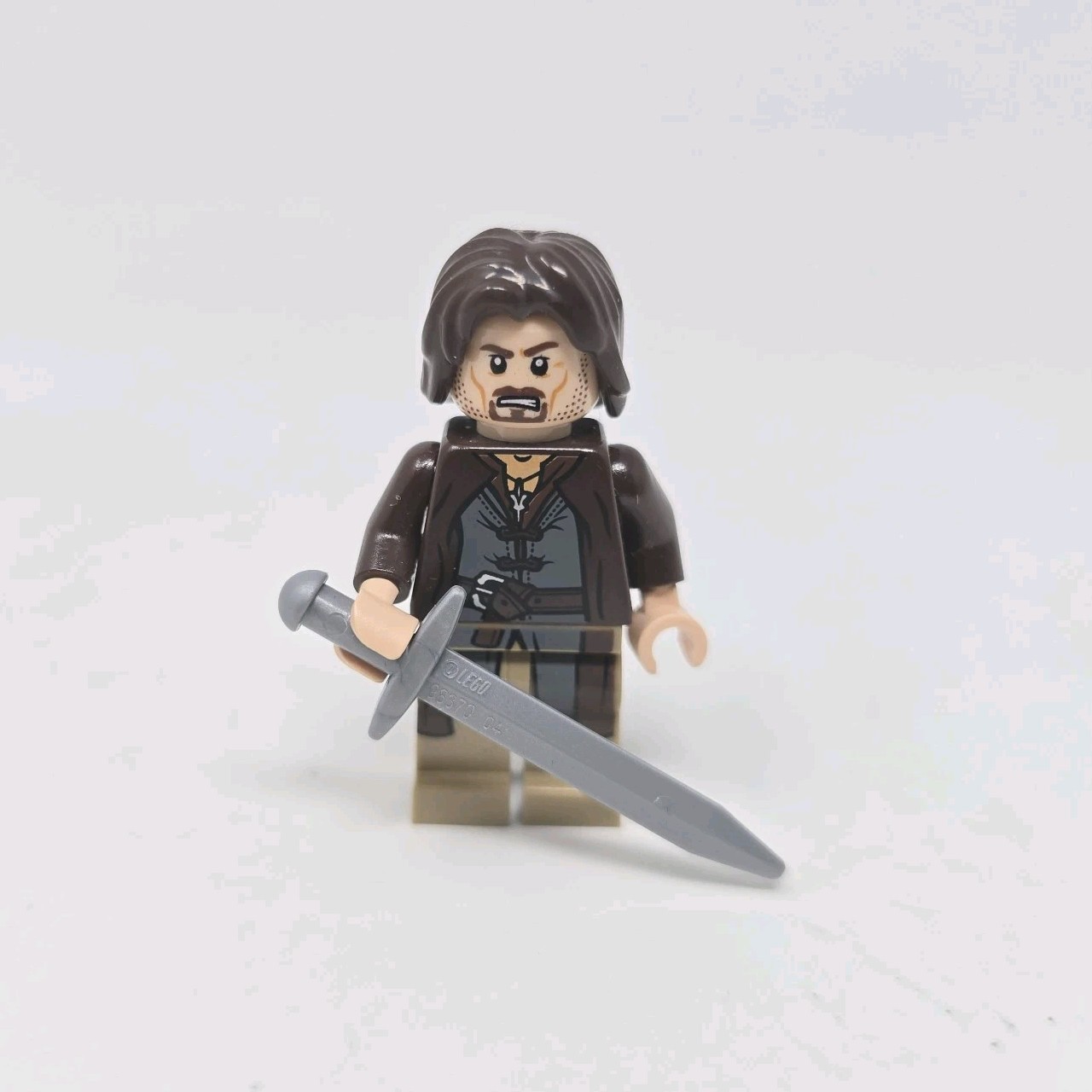 Lego Aragorn (lor017) Minifigure Lord Of The Rings 9472 LOTR