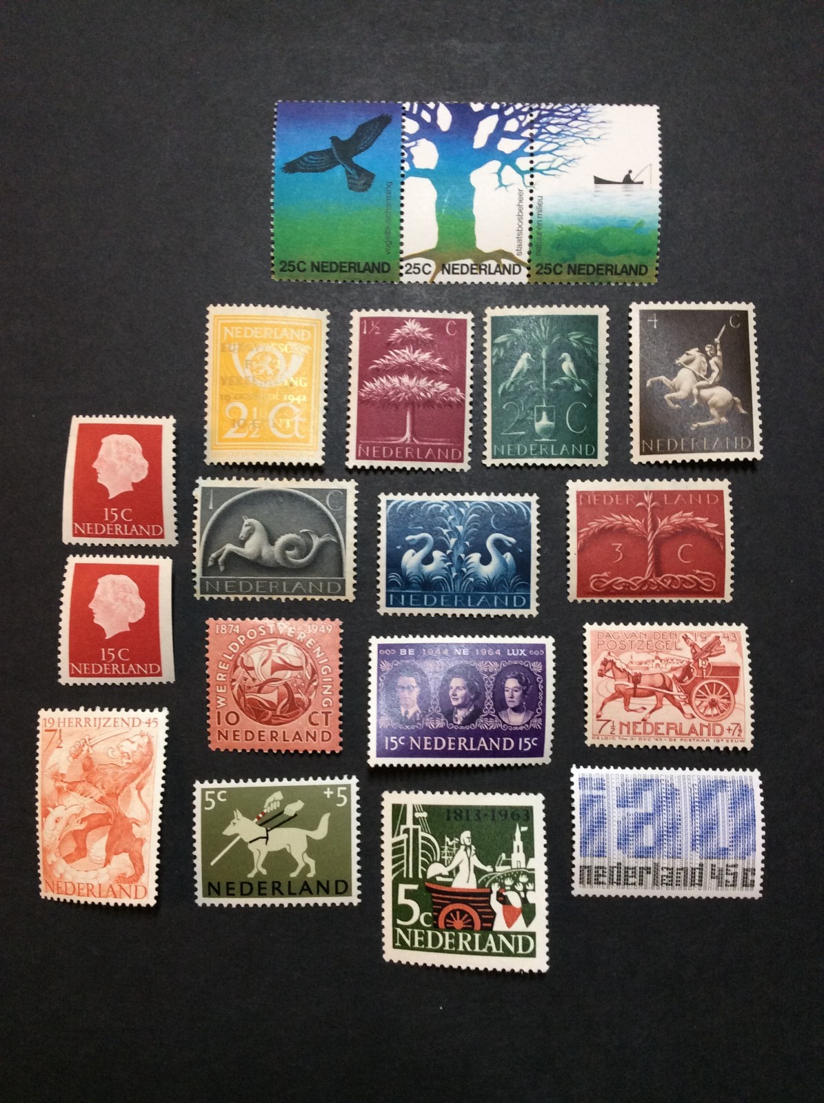 BroadviewStamps Netherlands 19 MH VF stamps including se-tenant.