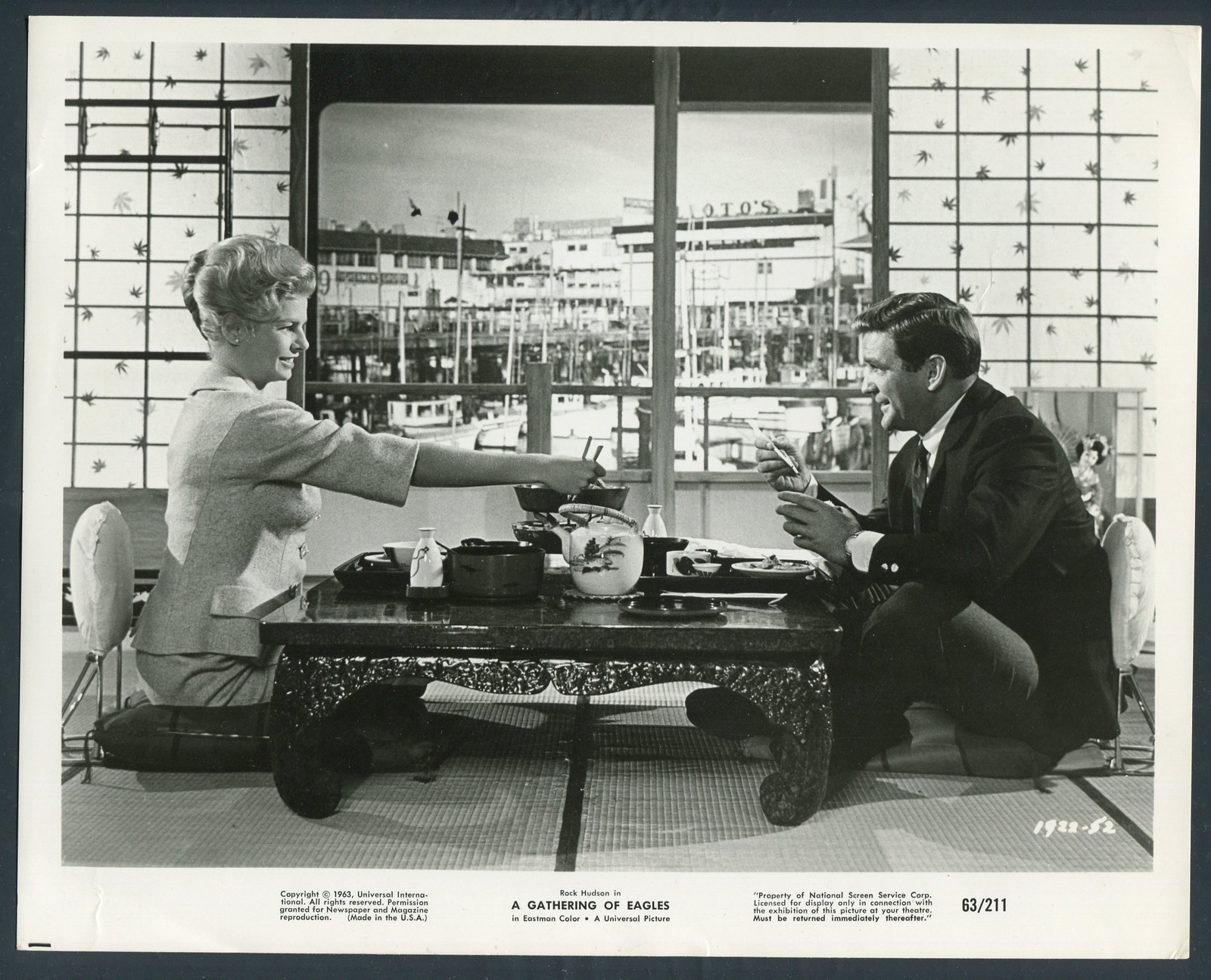 MARY PEACH ROD TAYLOR in A Gathering Of Eagles '63 JAPANESE RESTAURANT