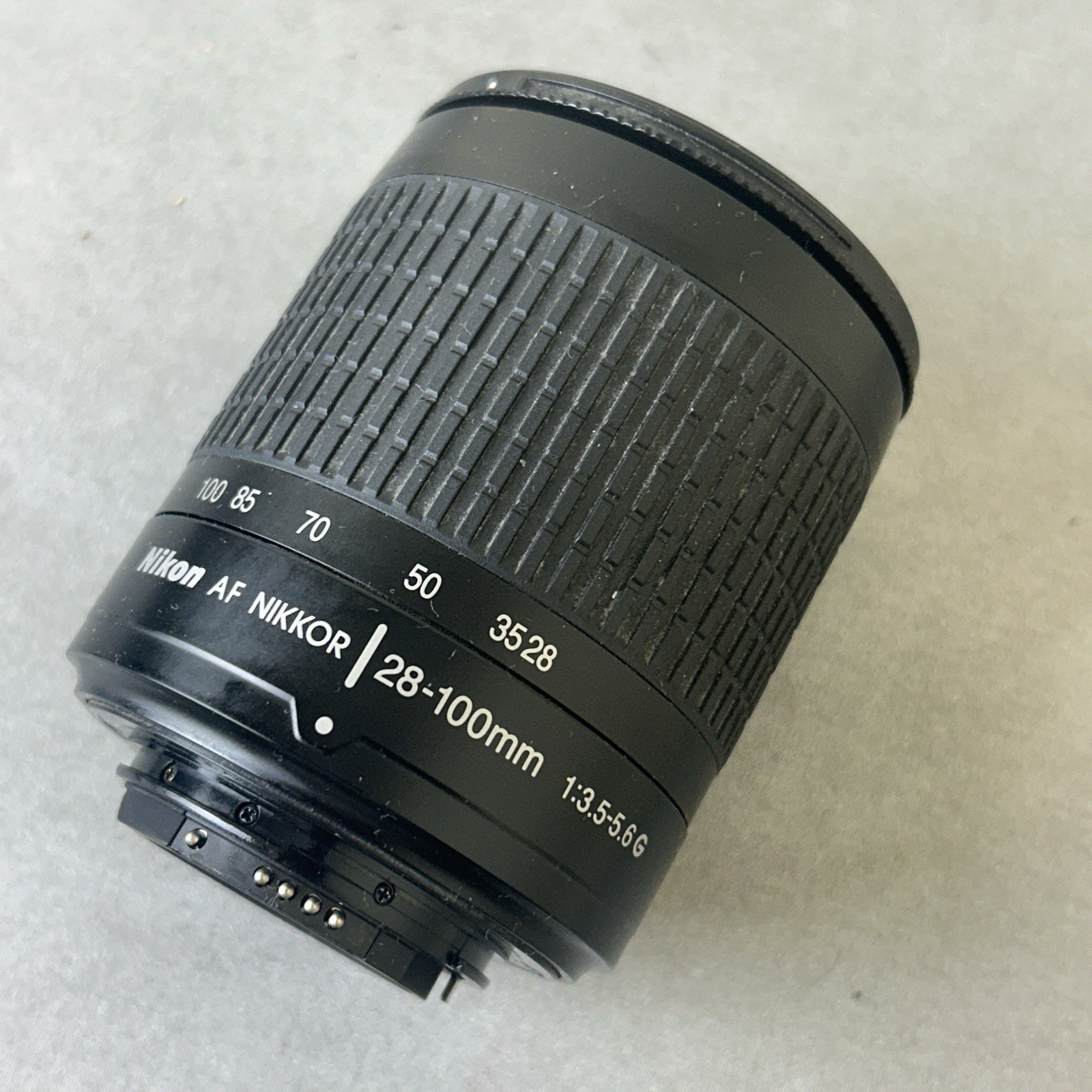 Nikon 28-100mm 3.3-5.6 AF G Lens