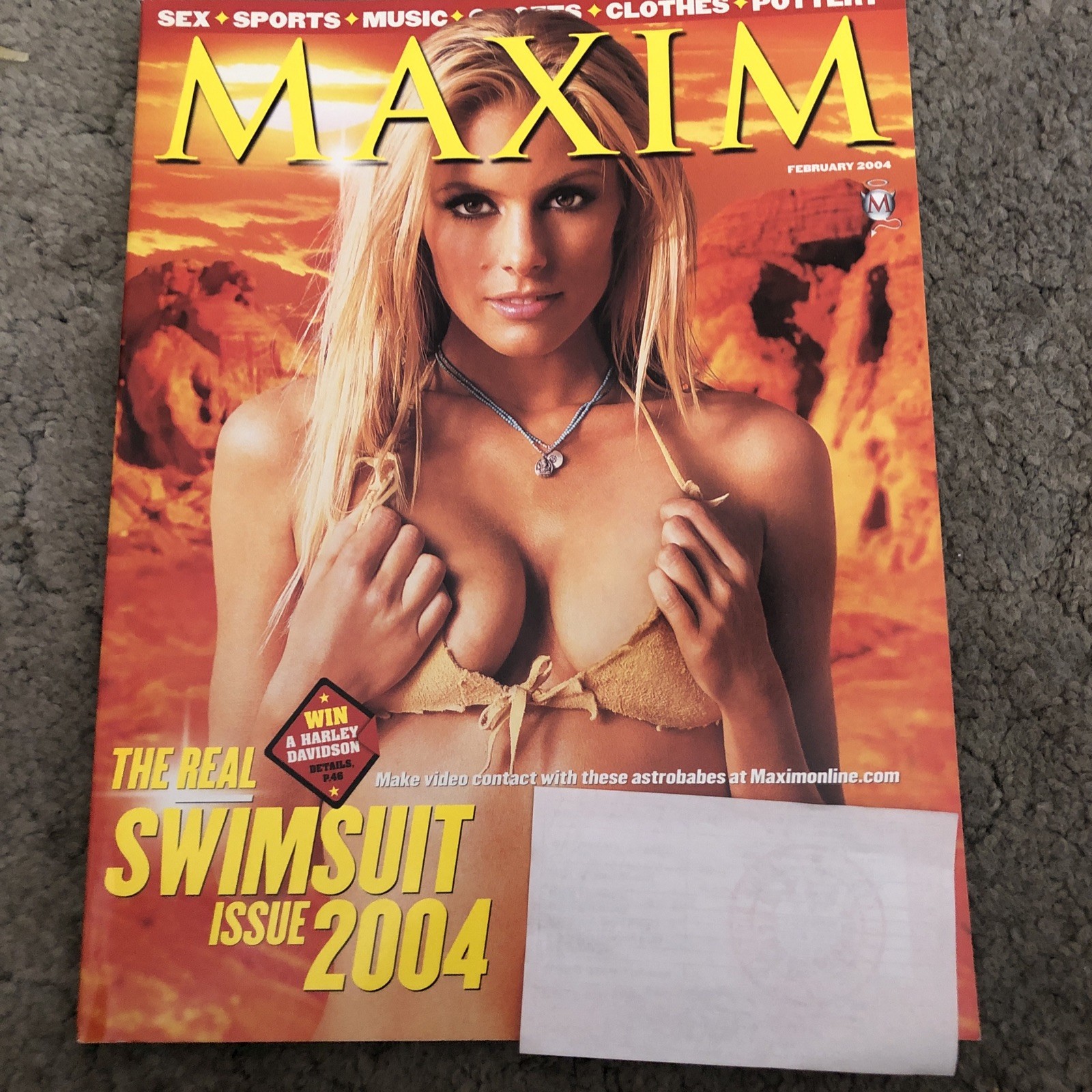 MAXIM MAGAZINE FEBRUARY 2004 SWIMSUIT ISSUE