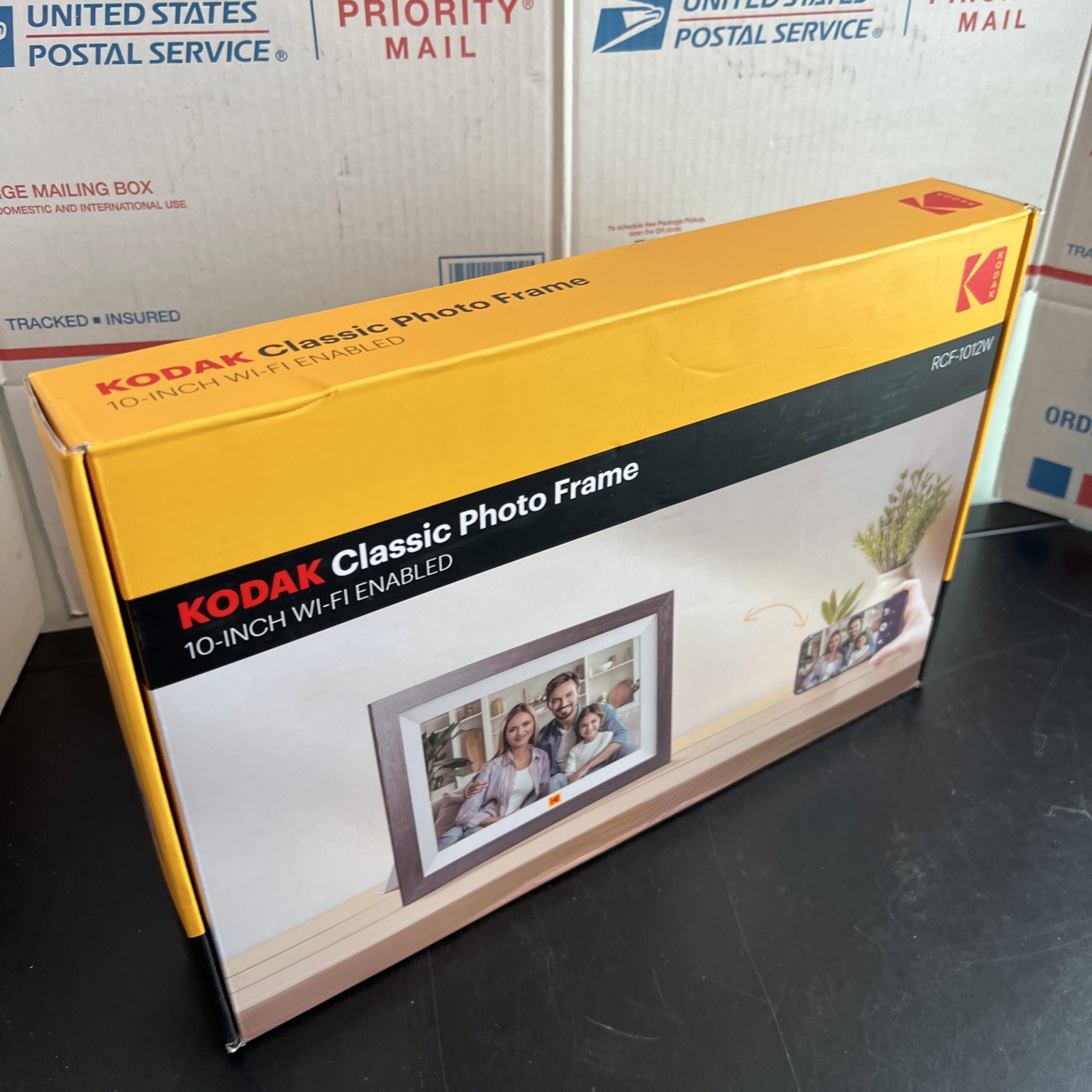 Kodak Classic Photo Wood Frame, 10-Inch Touch Screen, Wi-Fi w/ 32GB Storage