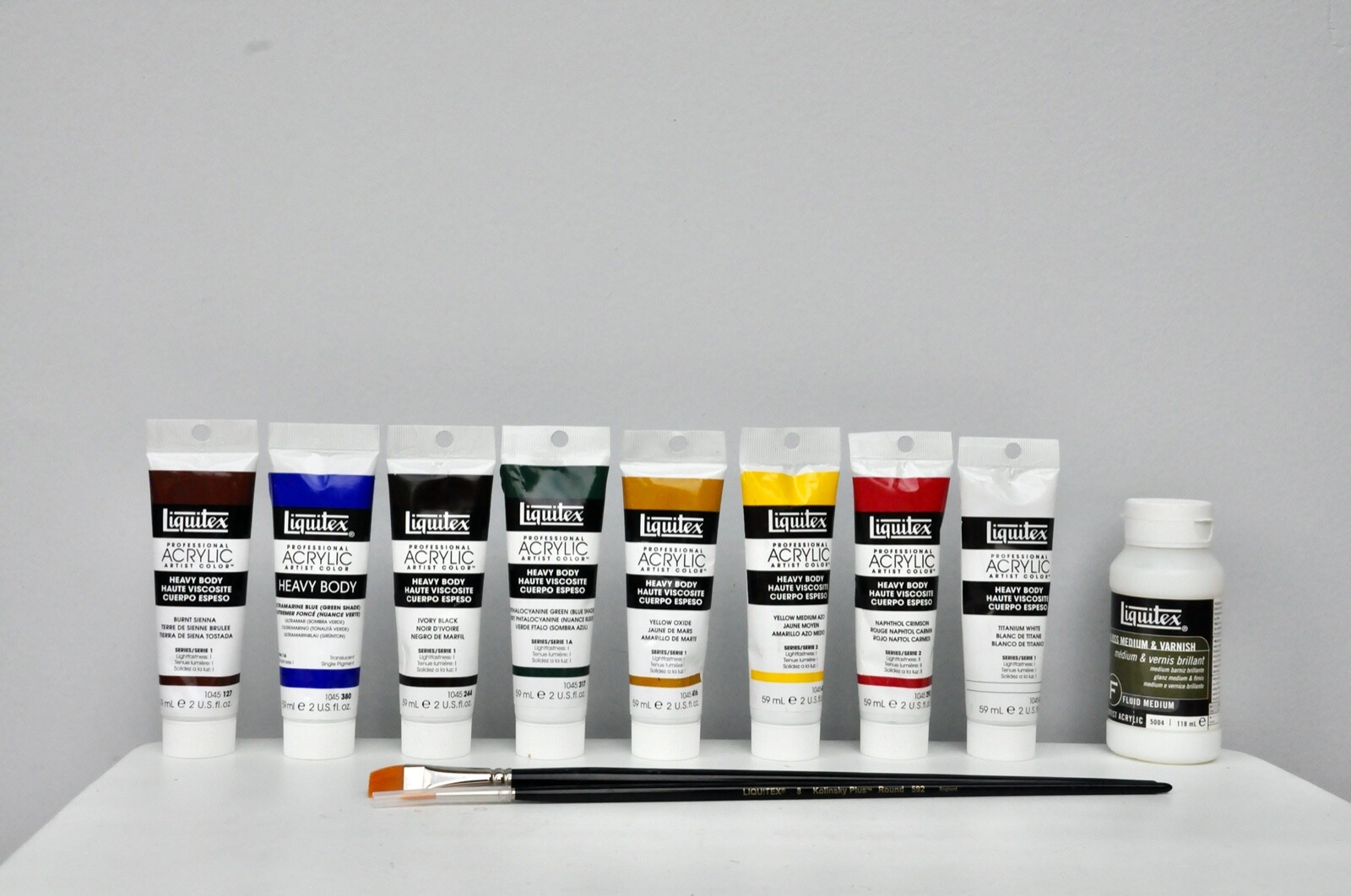 LIQUITEX Acrylic Paint LOT of 8 + 1 Varnish + 2 Paint Brushes # 8 &10 ALL NEW  