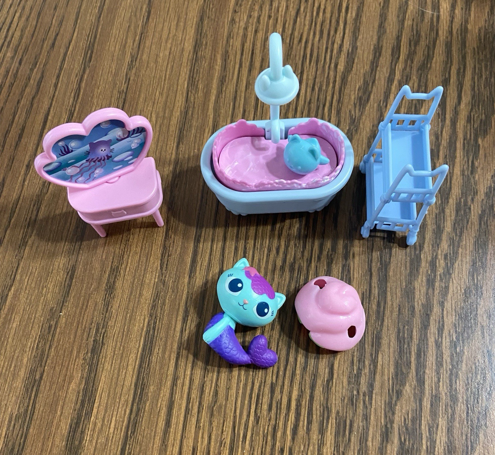 Gabby’s Dollhouse Mercat Primp and Pamper Bathroom Replacement Pieces