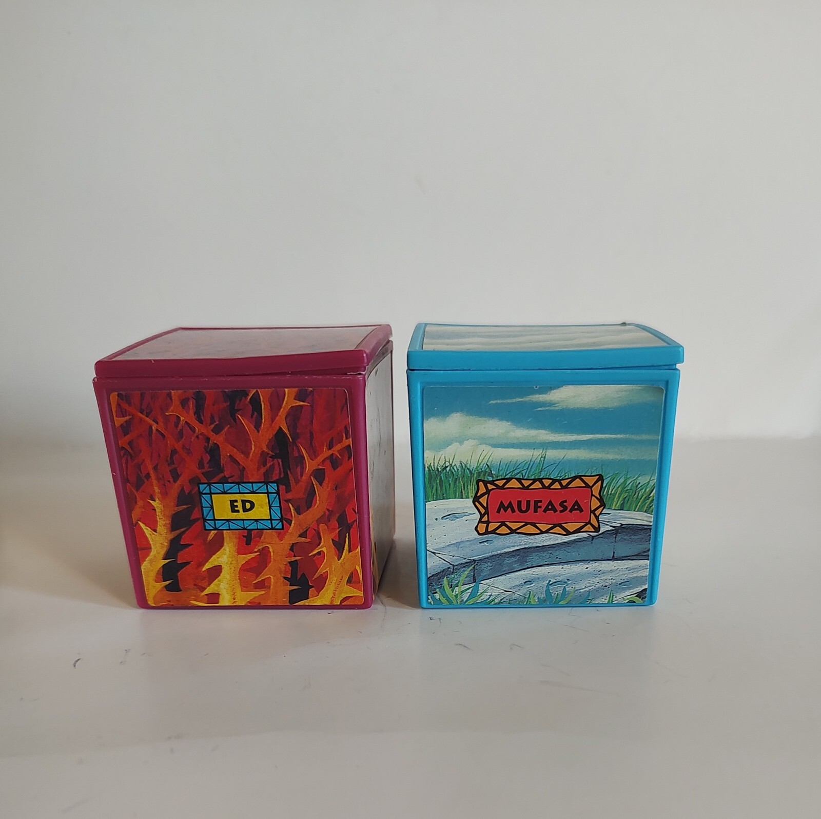 VTG 2 Burger King Disney LION KING Finger Puppets 1995 Ed Mufasa See Description