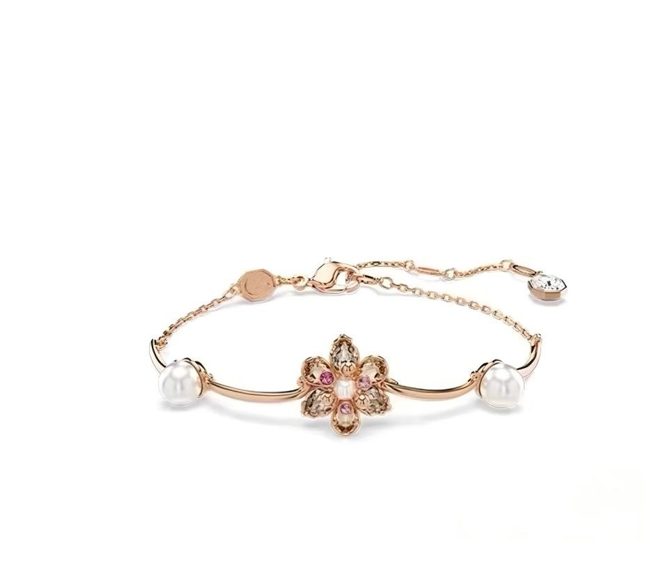 Swarovski ldyllia Flower bracelet new gift box packaging