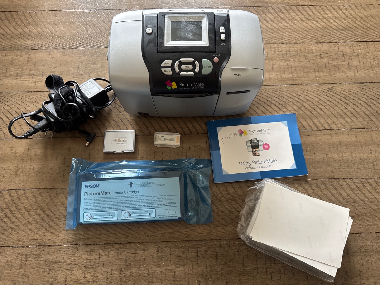 WORKING Epson PictureMate Personal Photo Lab Printer with Power Cords