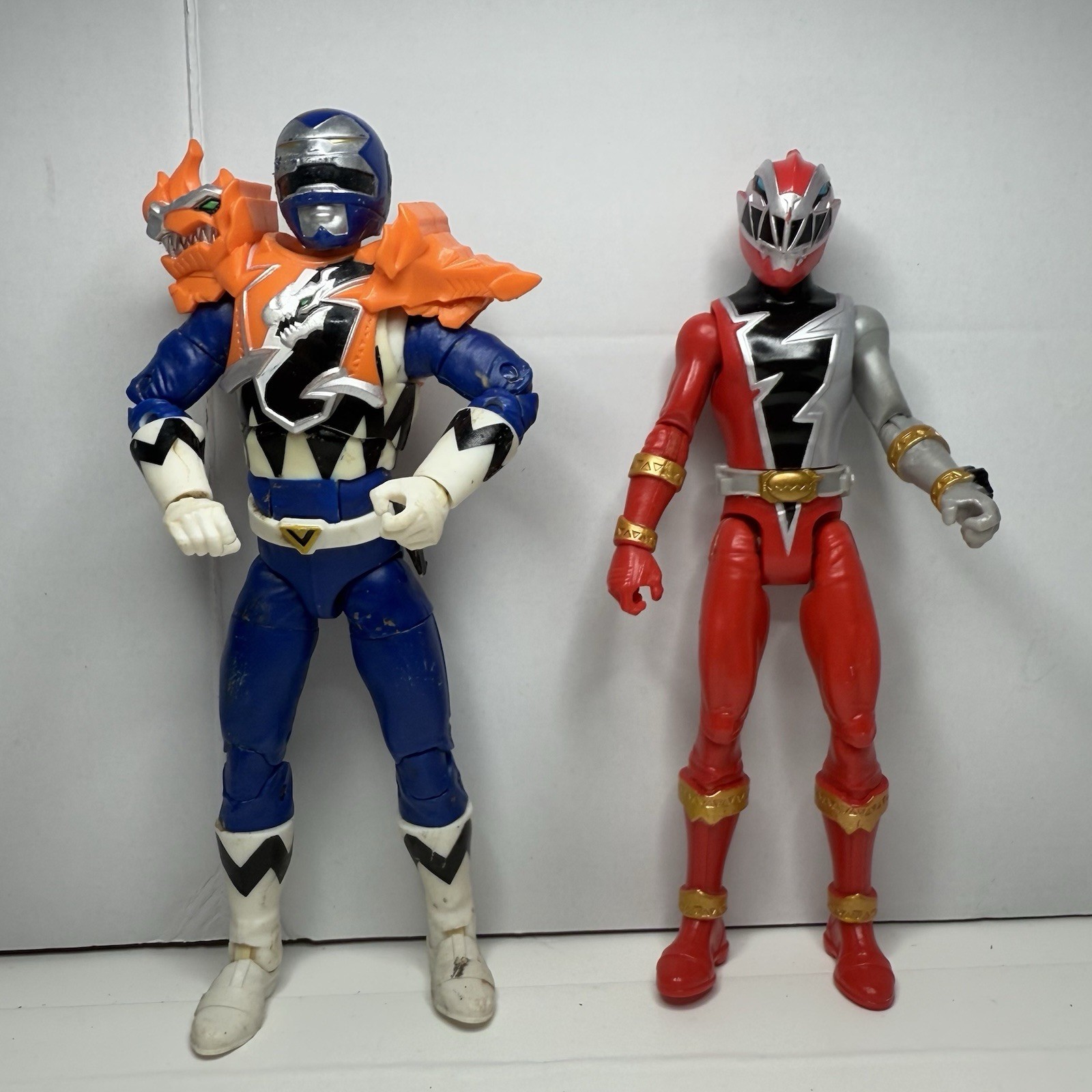 Power Rangers Figures - Lost Galaxy Blue Ranger 2018 & Dino Fury Red Ranger 2021