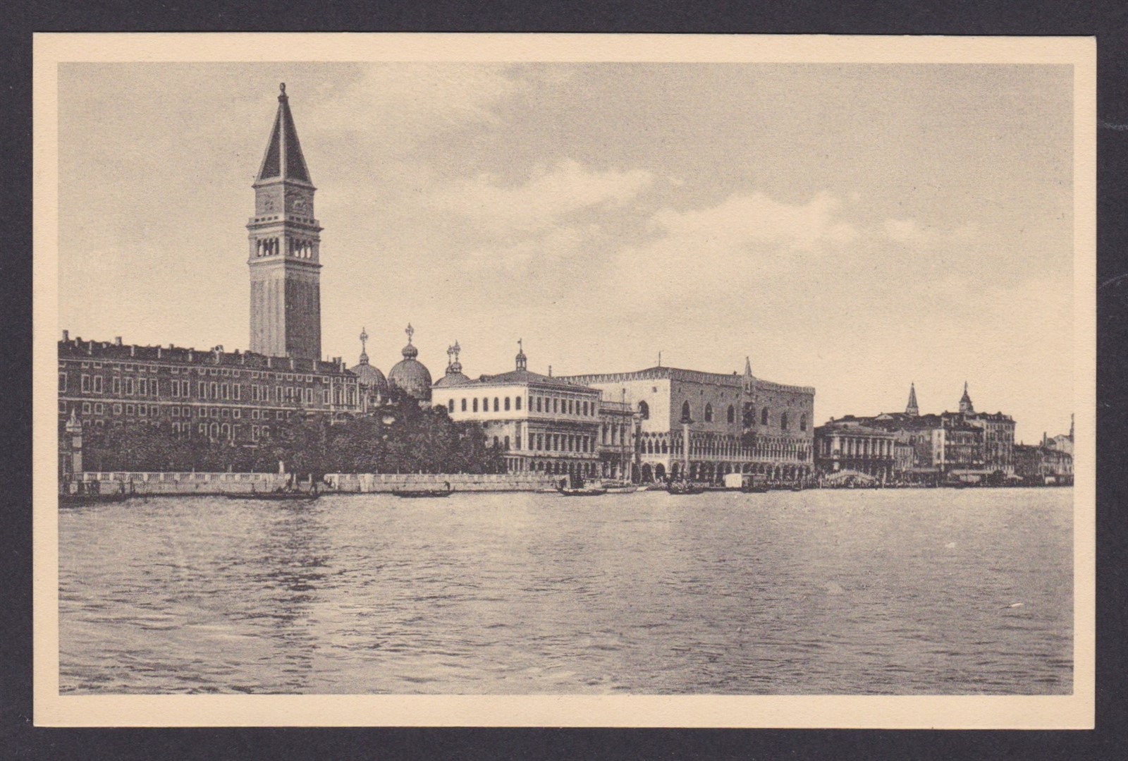 ITALY, Vintge postcard, Venice, Doge's Palace