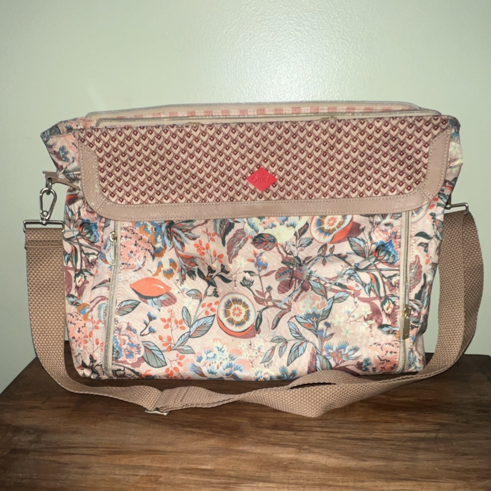 Oilily Floral Messenger Baby Diaper Bag Pink Adjustable Strap Multi Pockets