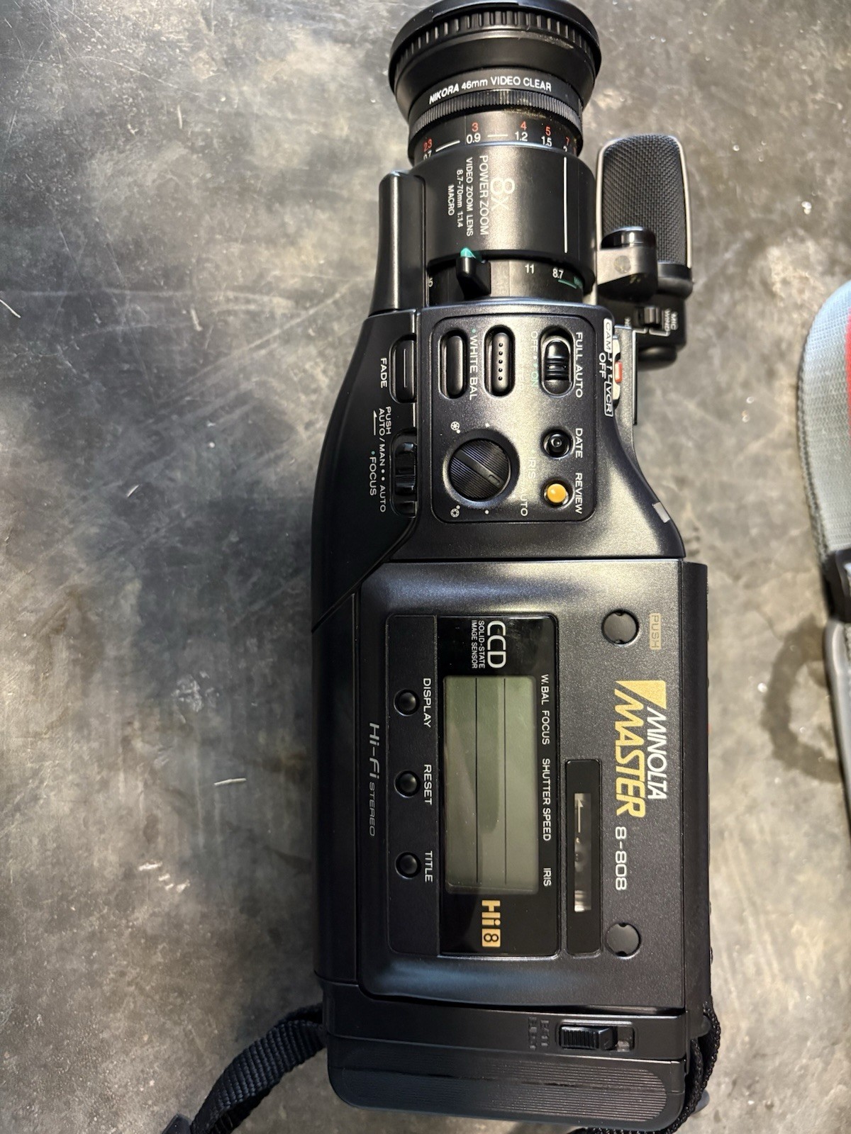 Minolta Master 8-808 8mm camcorder, battery, charger, Untested For Parts