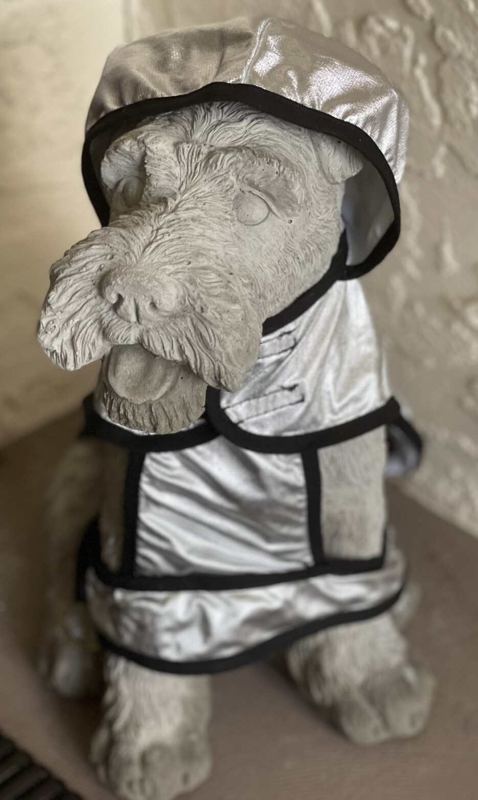 DOG DOGGIE HOODIE RAINCOAT METALLIC SILVER BLACK TRIM SIZE SMALL