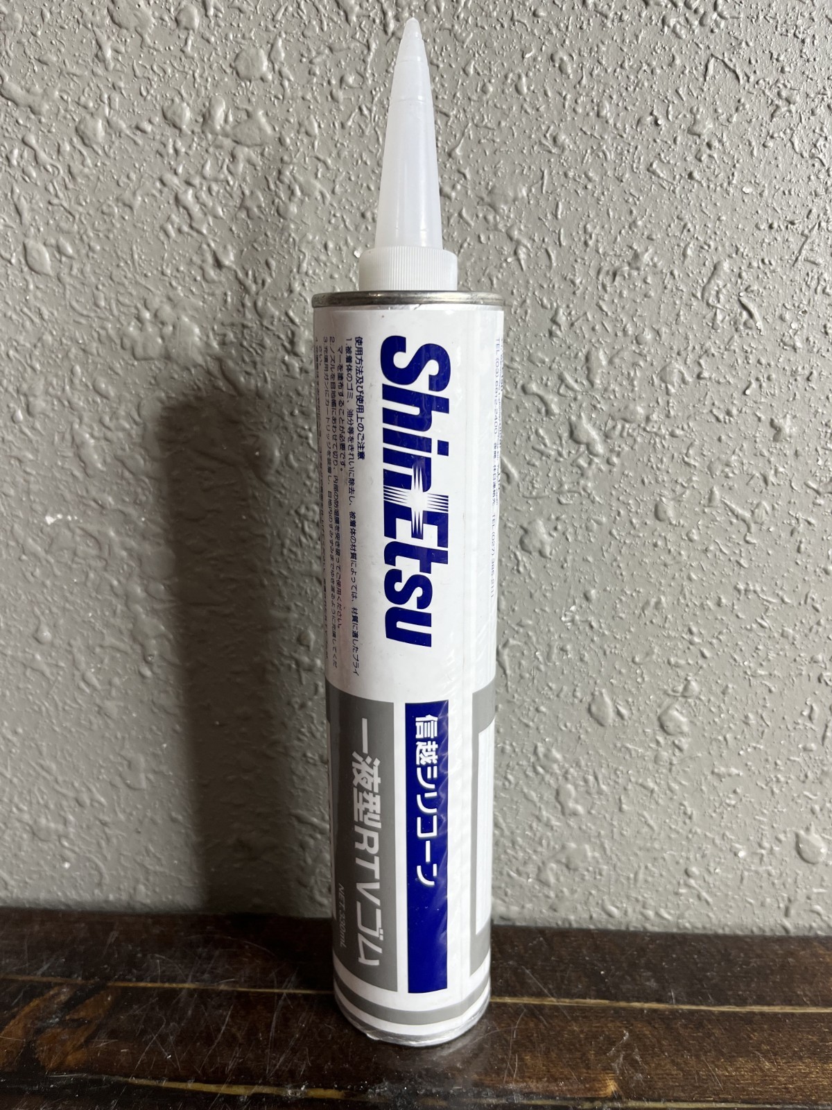 Shin-Etsu KE-3483-AL RTV Silicone Rubber Sealant 330mL Gray Exp 2026 New