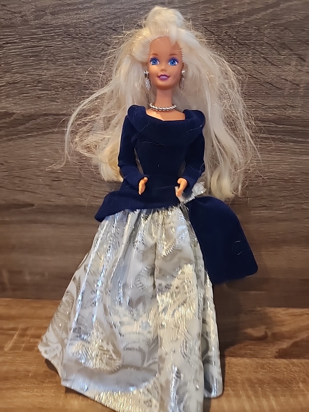 Barbie Winter Velvet Doll Avon Exclusive 12" Figure Vintage 1995 Mattel Toy 90s